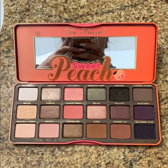 Sweet Peach Palette - Picture 3 of 3
